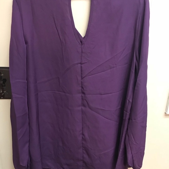 Ava Cold Shoulder Long Sleeve Tee
